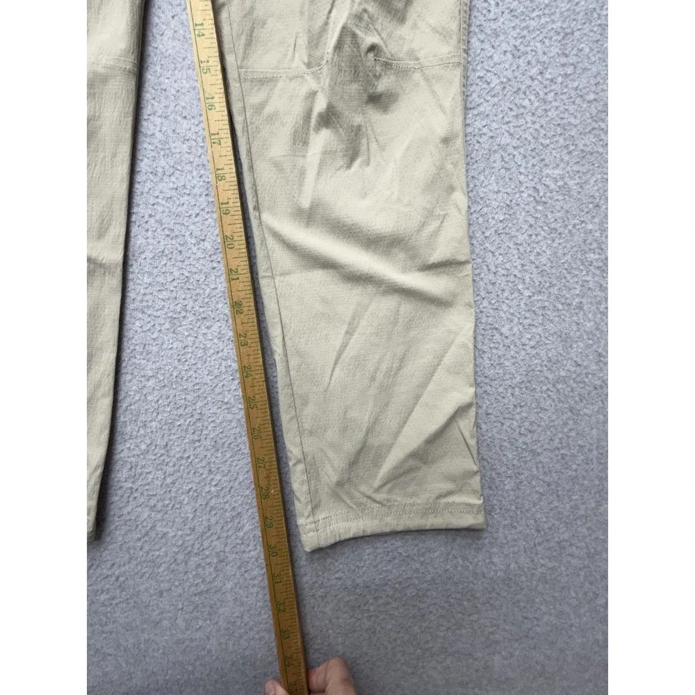 Athleta Trekkie Utility Cargo Pants Womens 0 Beige Hiking Travel Zip Pockets